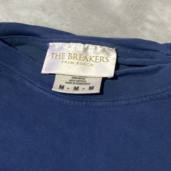 The Breakers palm beach medium men’s shirt. - Picture 5 of 5